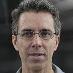 Robert Rios