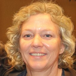 Esther De Groot