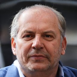 Roberto W. Núñez